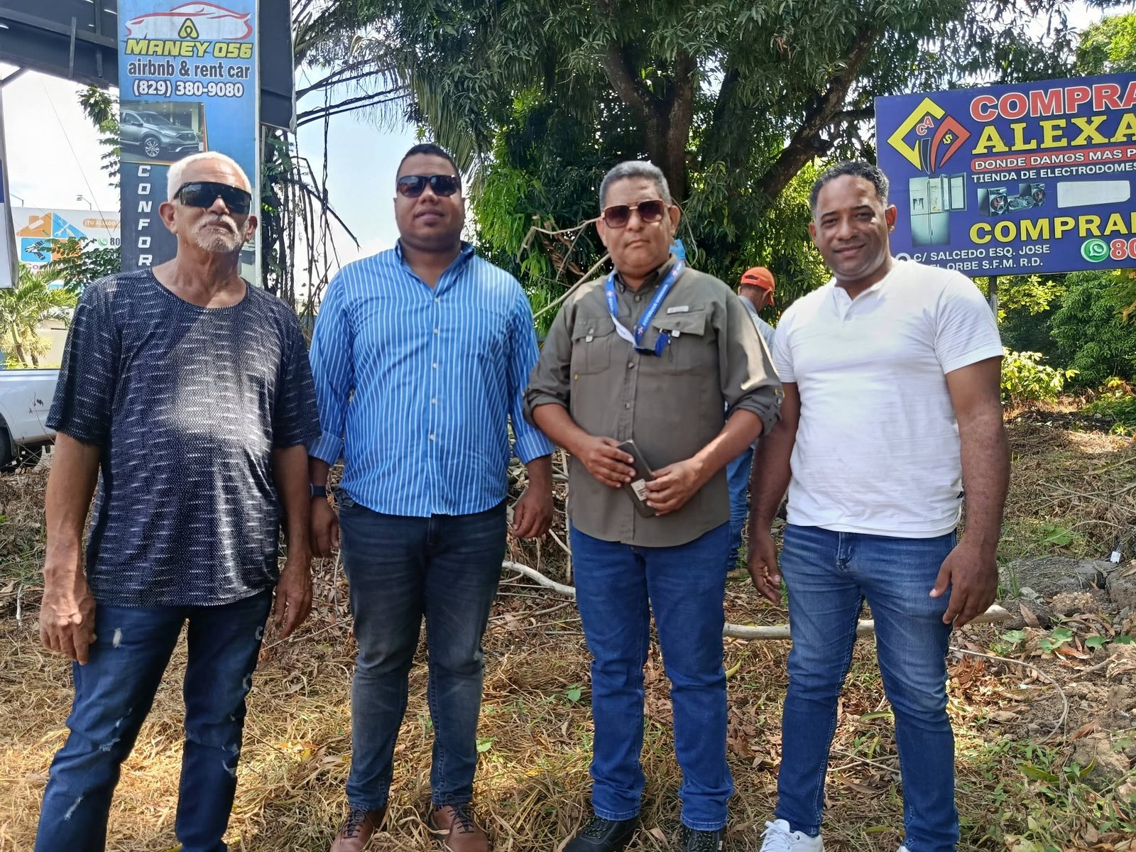 Fundación Te Quiero Verde RD realiza jornada de limpieza en el puente del río Jaya para la creación de un parque forestal.